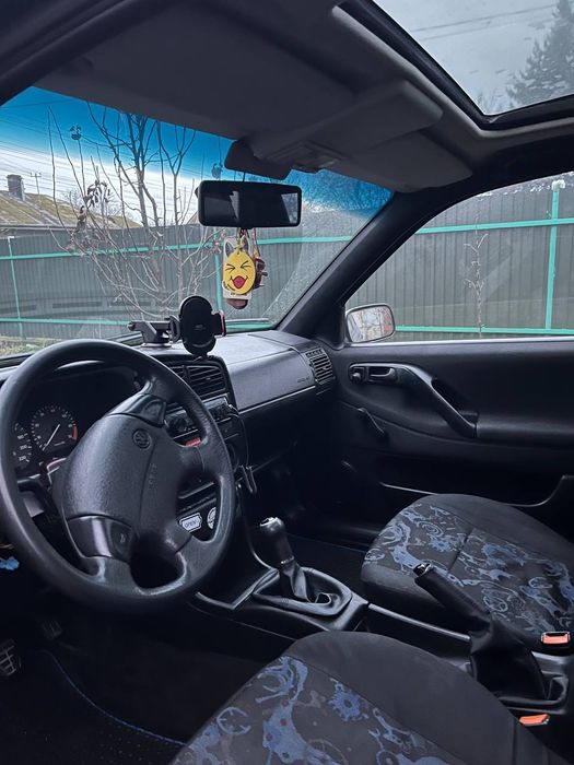 Wolksvagen Passat B4 1,8 моно інжектор