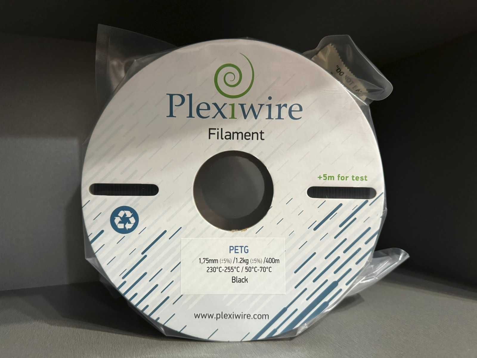 PETG пластик Plexiwire для 3D принтера 400м / 1,2кг / 1,75мм