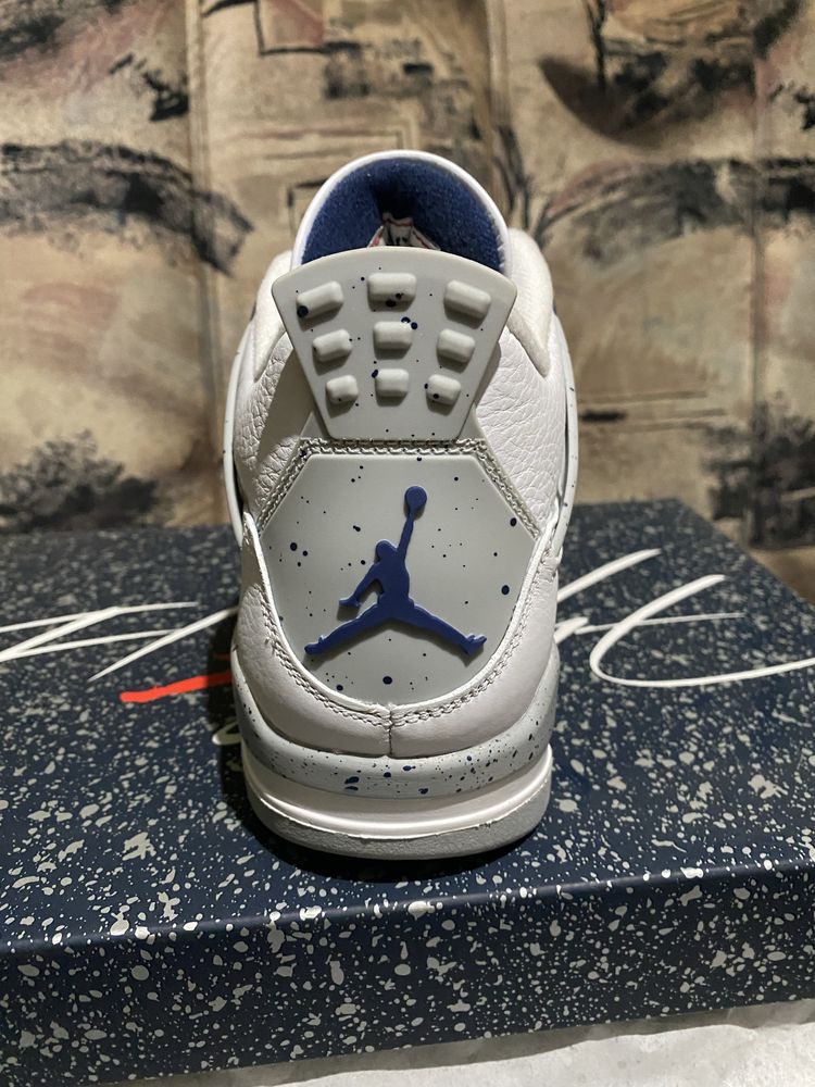 Jordan 4 Midnight Navy 40.5