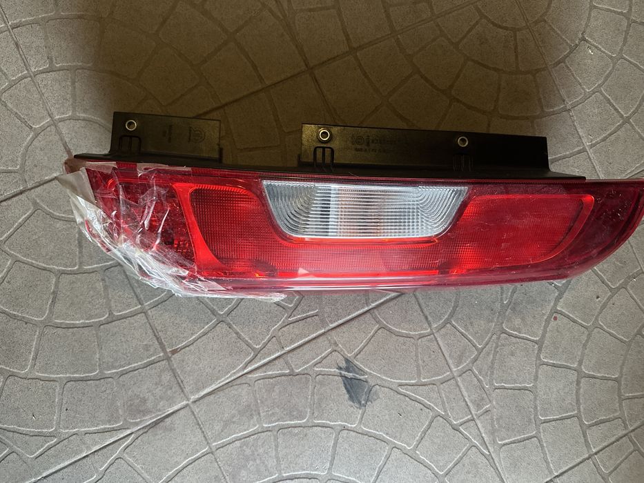 Фара от Fiat Doblo