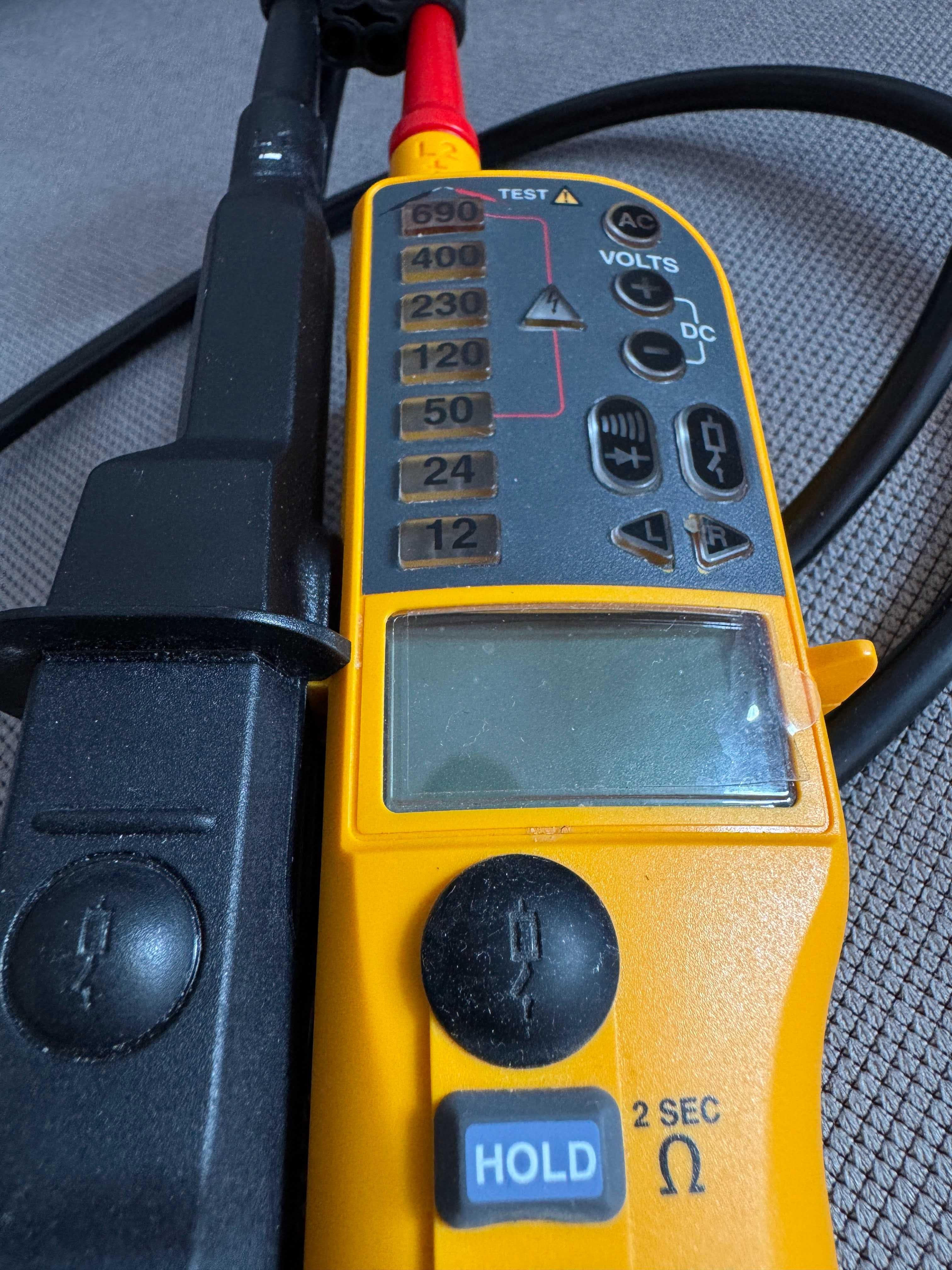 FLUKE T150 tester napięcia i ciągłości obwodu FOLIA NA WYŚWIETLACZU