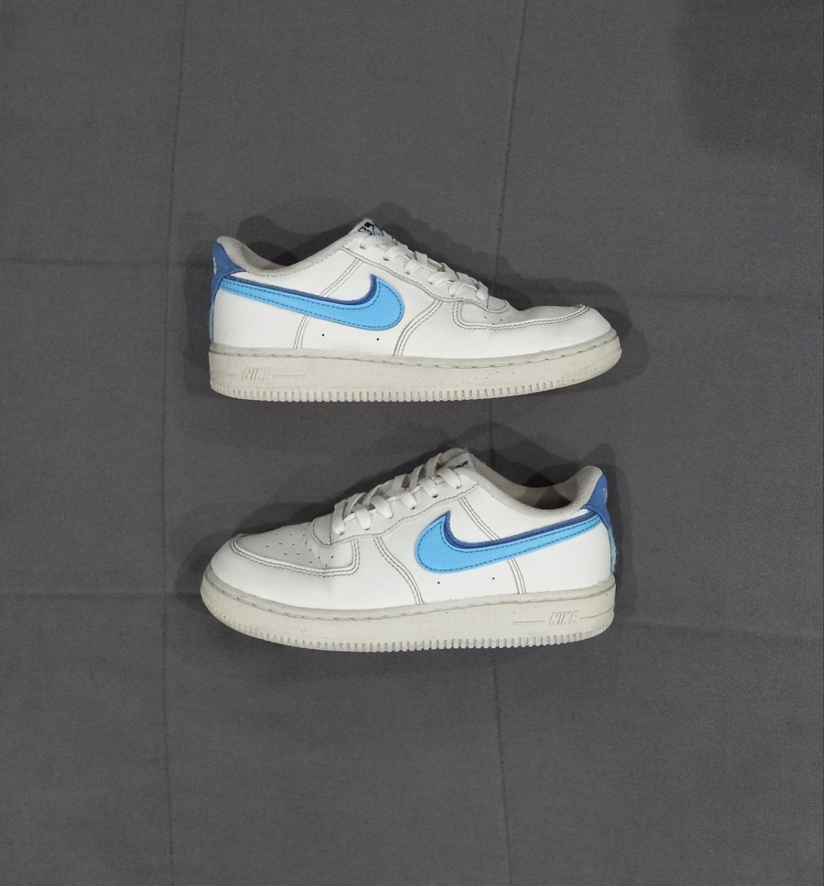 Кросівки на дівчинку Nike