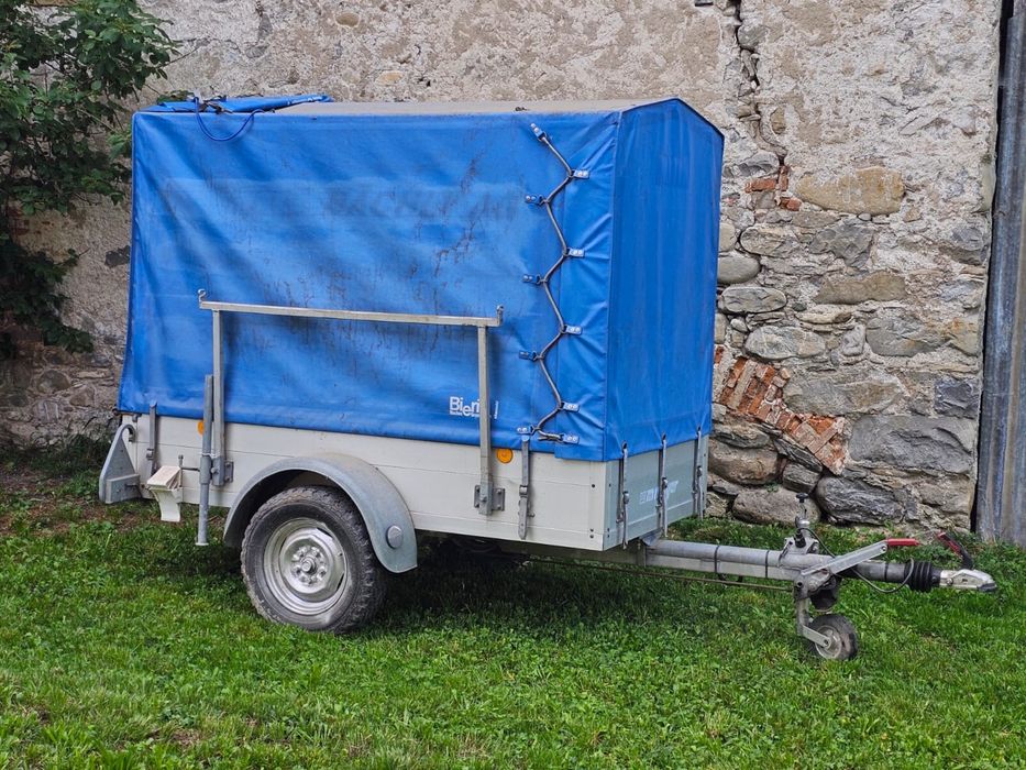 Reboque/atrelado matricula propria 1100kg