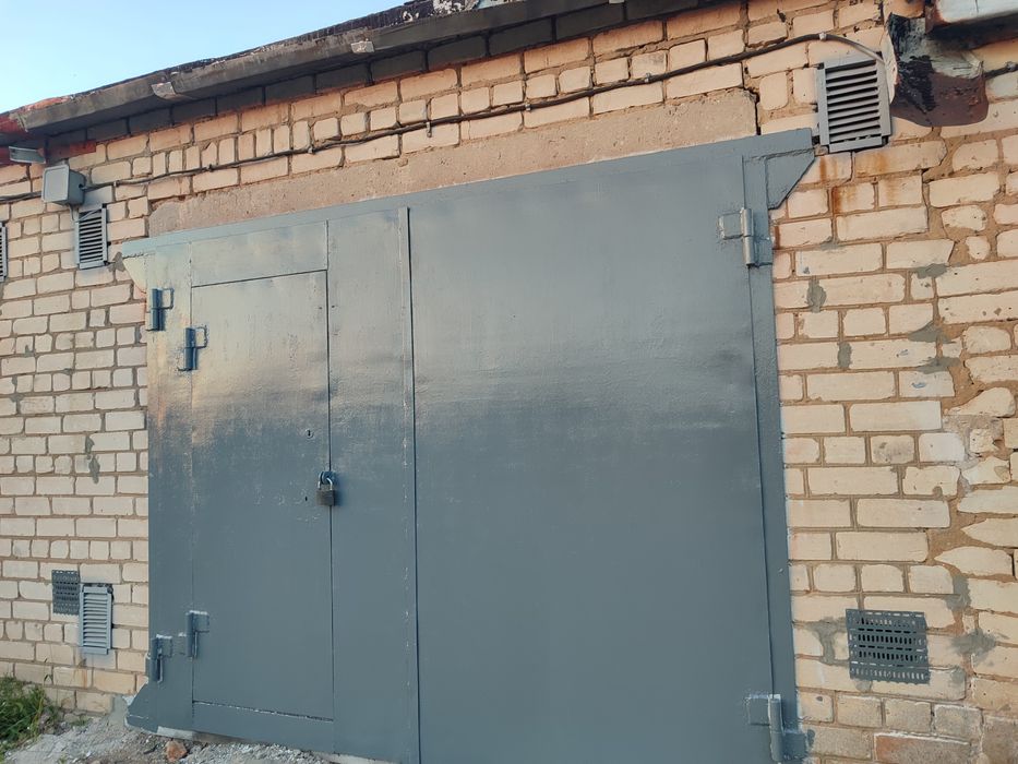 Гараж а/к Металлург под  микроавтобус