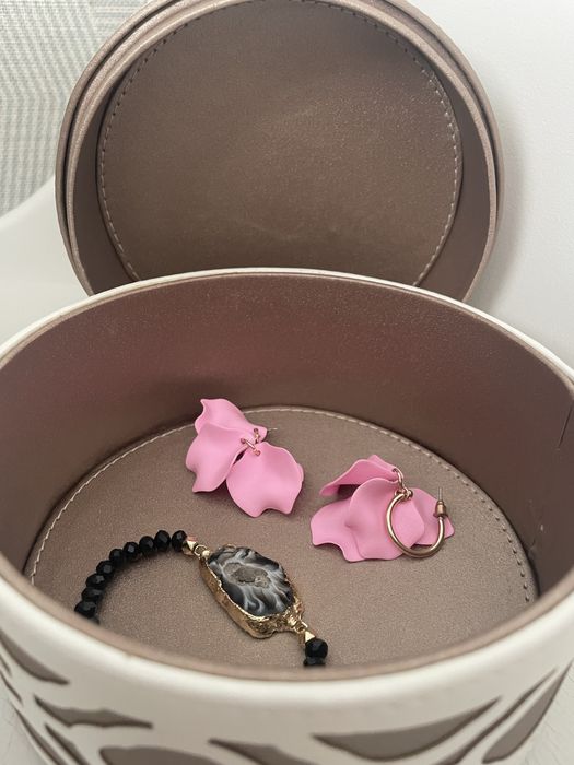 Декоративна коробка скринька для косметики, прикрас та ін