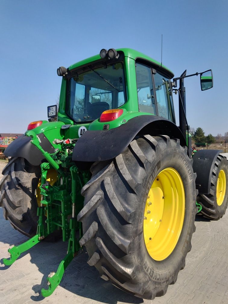 Ciągnik JOHN DEERE,6820 Premium TUZ+WOM Pneumatyka FINANSOWANIE!