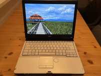 Laptop Fujitsu Lifebook T901 z funkcją tablet