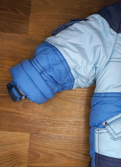 Б/у в ідеальному стані зимова куртка для хлопчика на зріст 86см