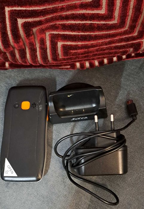 Telemóvel Tokvia com suporte de carregador