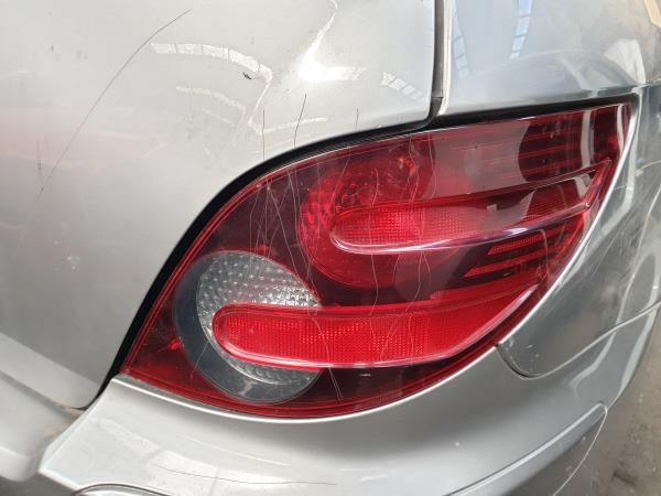 Farolim direito MERCEDES-BENZ Classe R (W251, V251)