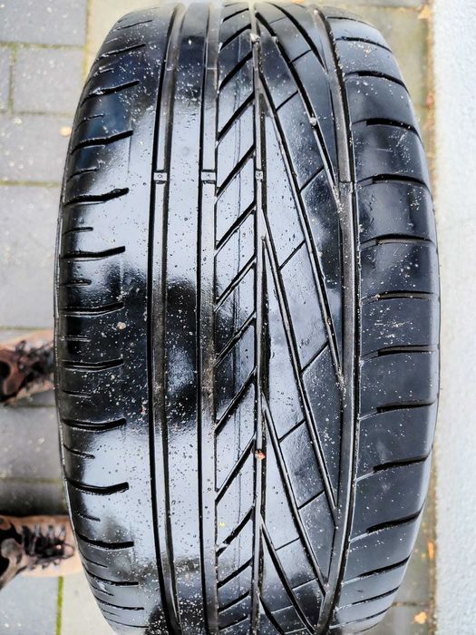 Koła na felgach aluminiowych Ford 17"