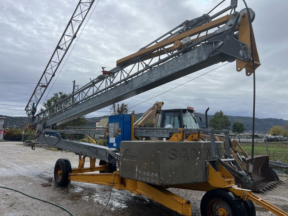 Grua hidraulica 24 metros