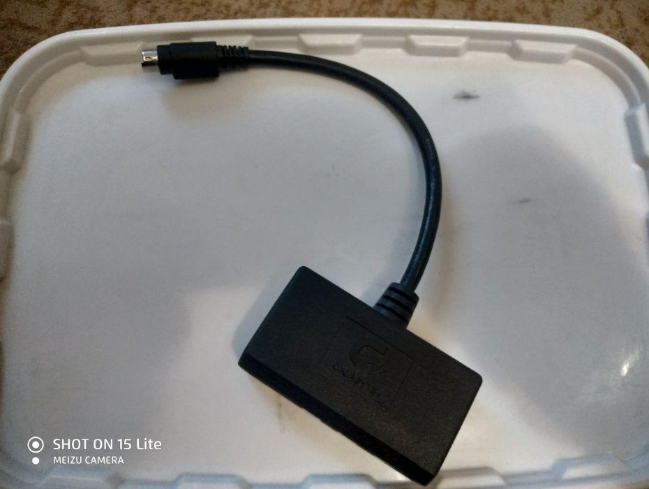 Gigabyte з MINI DIN 9 PIN S-Video на 4 pin S-Video і Component Video