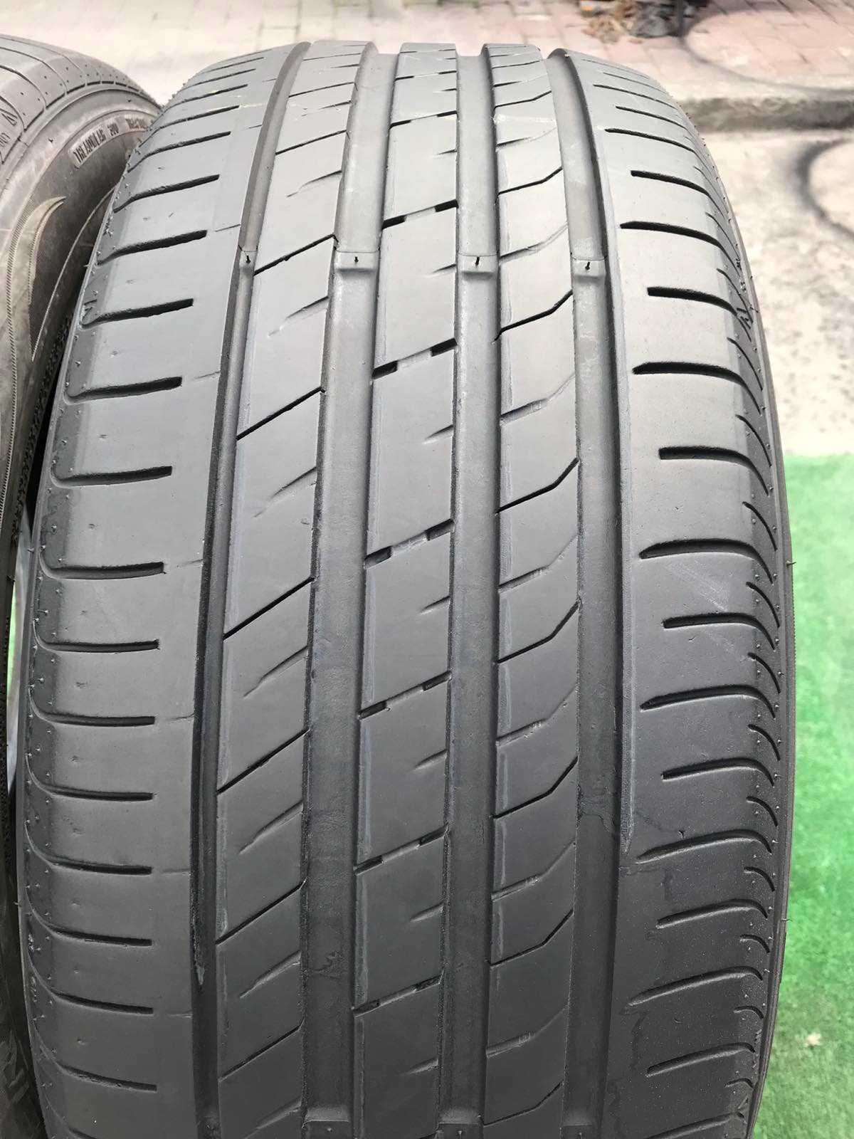 Шини Nexen 225/55r16 Пара літо б/у склад Оригінал