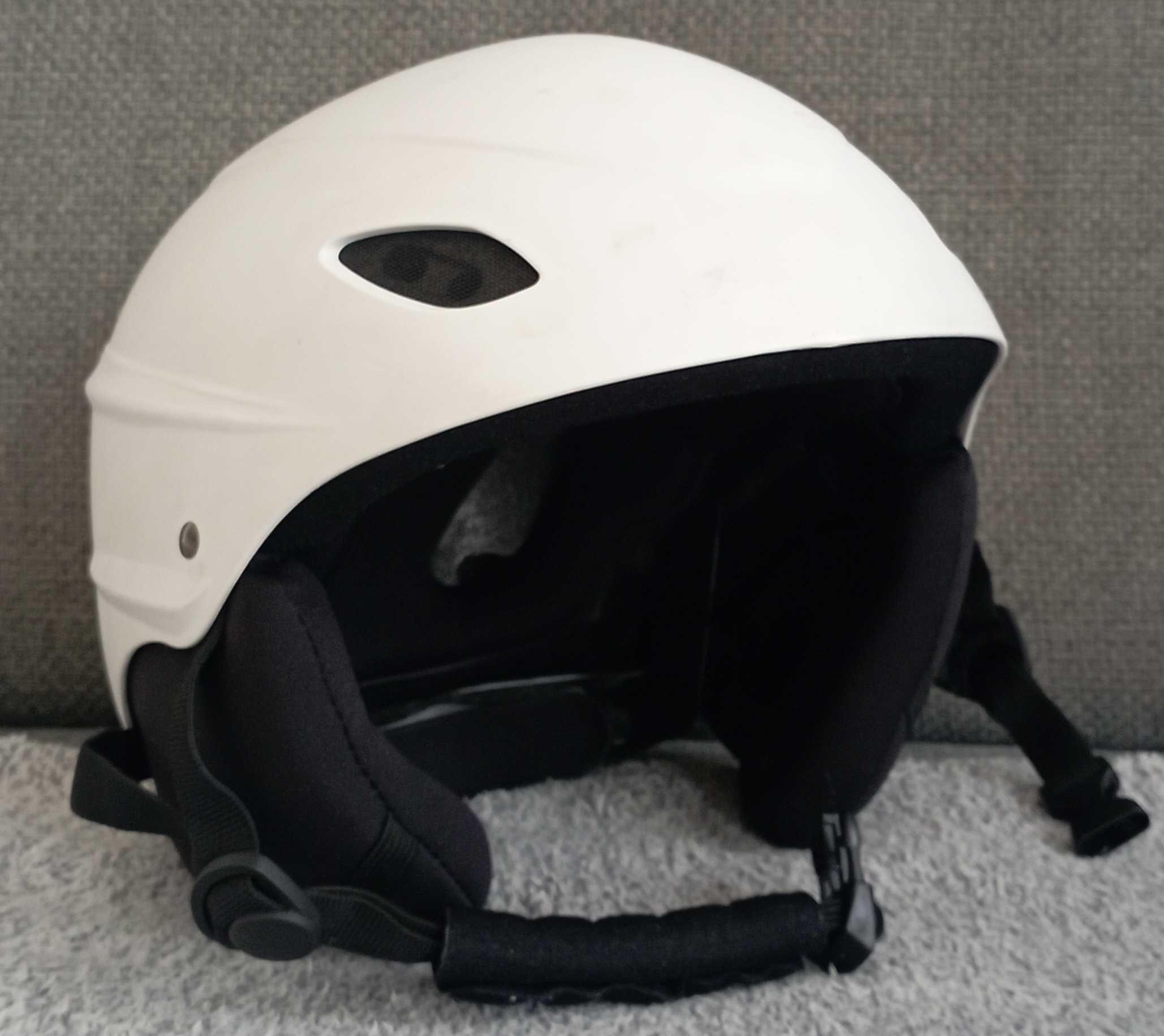 Kask narciarski 52-55 cm