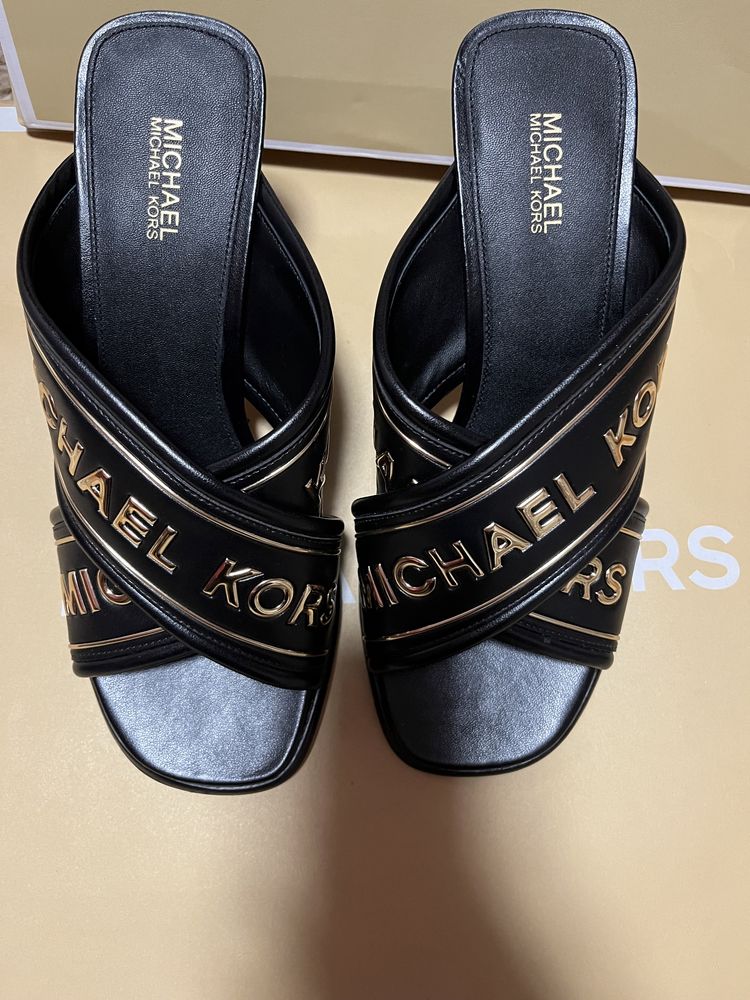 Michael Kors sandały sandałki klapki na obcasie gideon mule sandal 37