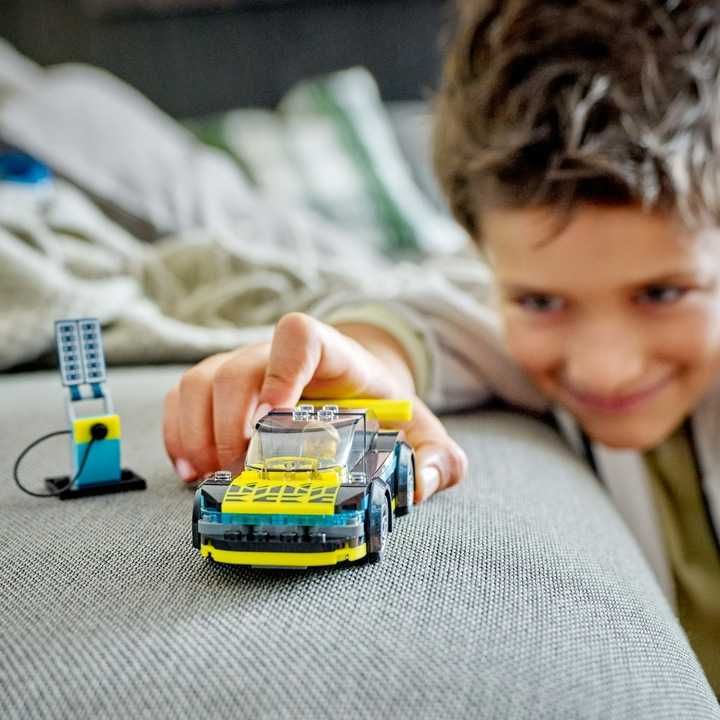 LEGO - zestaw auto + gokarty + torba