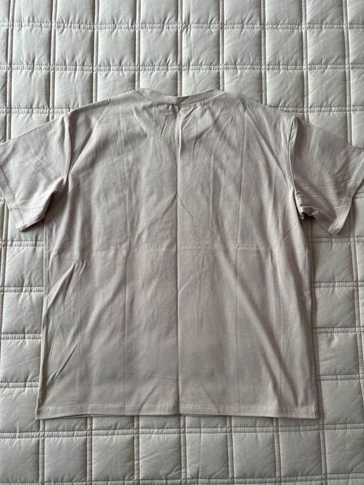 nowa beżowa koszulka T-shirt z nadrukiem Shein