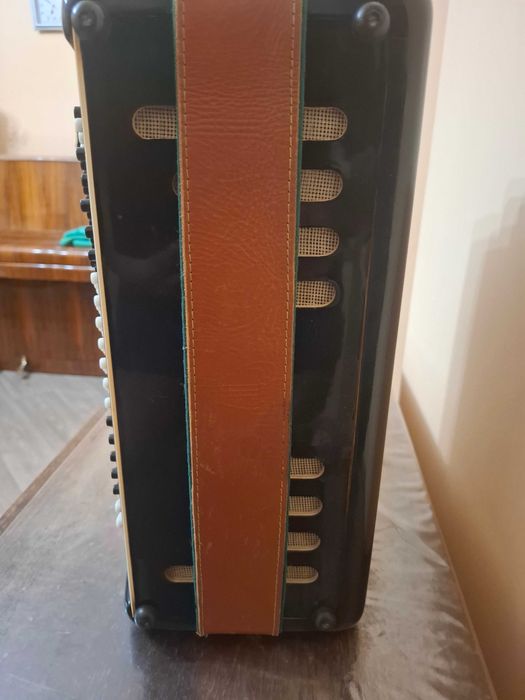 Продам баян Мечта в гарноному стані