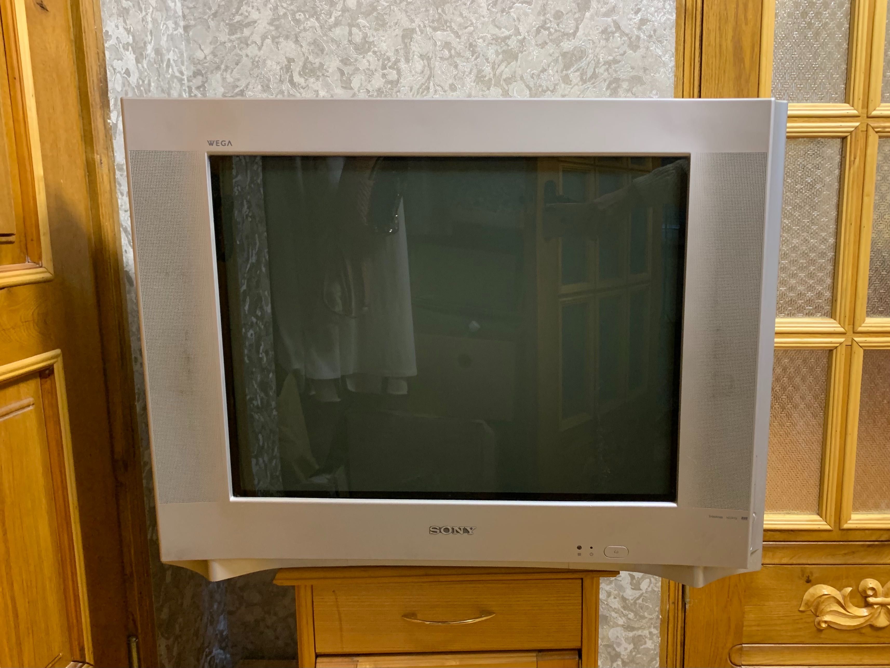 Телевизор SONY WEGA (100Hz Trinitron)