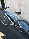 Vendo bicicleta btt shimano alumínio roda 26 bom estado