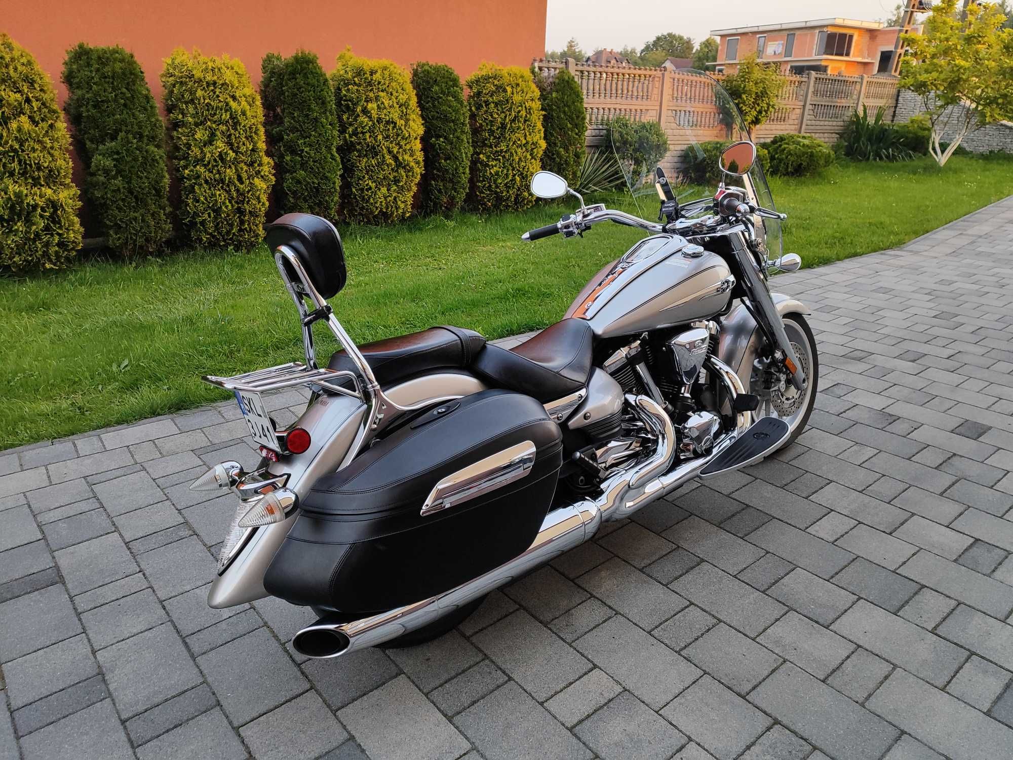 Yamaha XV 1900 Stratoliner 10600km przebiegu full chrom vtx Vulcan vn