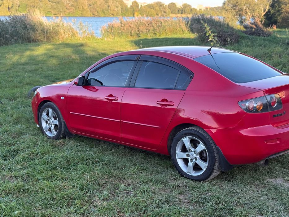 Продам автомобіль Mazda 3