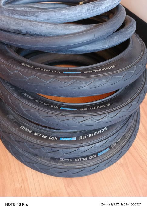 4 opony z dętkami + dwa koła 14 cali Schwalbe do wózka, rowerka