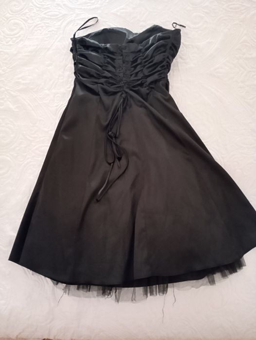 Vende-se vestido de cerimónia