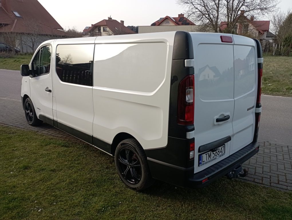 Renault Trafic*2018 Rok*LONG*1.6 diesel*125KM*Brygadowka*6-osobowa