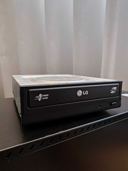 Gravador DVD LG Super Multi GH22LS50 - SATA 22X
