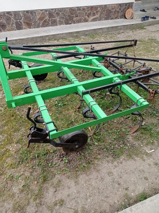 Культиватор 3 рядний з бороною Бомет