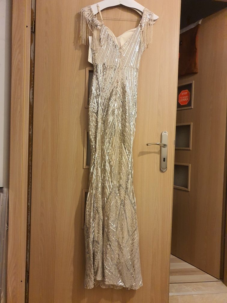 Suknia w cekiny - Nowa