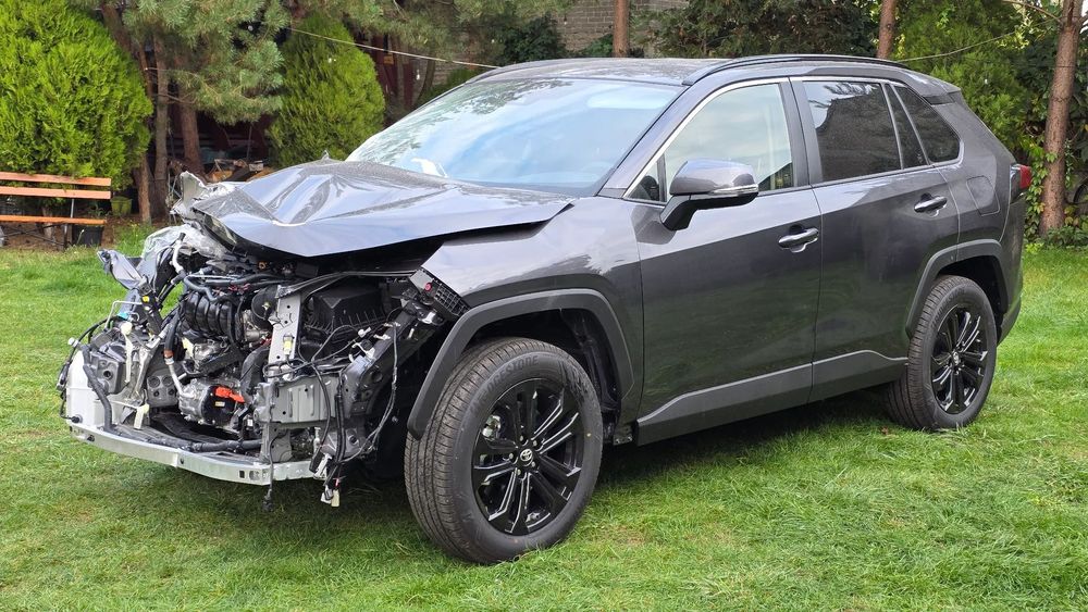 Toyota RAV4 5.03.25 Przebieg-592km!Uszkodzona-Pali-Jeździ po placu!Faktura VAT23%!