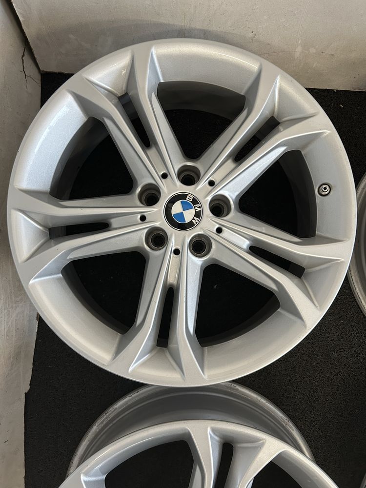 295 Felgi Oryginał BMW R 18 5x112 otwór 66,6 Bardzo Ładne czujniki