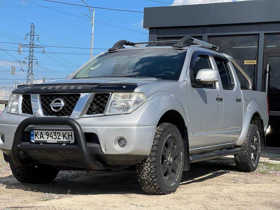 Nissan Navara 2.5 автомат