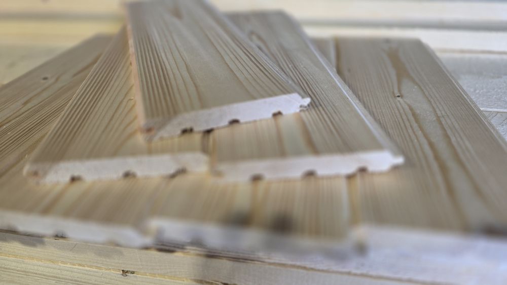 Deska elewacyjna podbitka świerk skandynawski 20x140