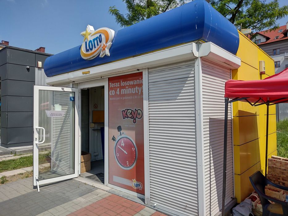 Kiosk - pawilon uliczny z WC Jędrzejów