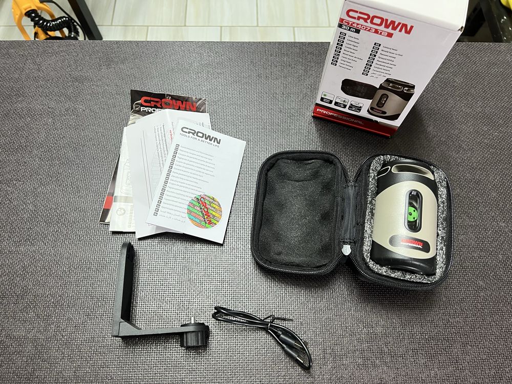Лазерный уровень CROWN CT44073 TB Горизонт 360° Зеленый луч OSRAM