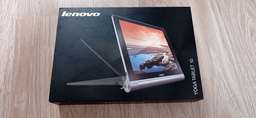 Планшет Lenovo YOGA TABLET 10 .