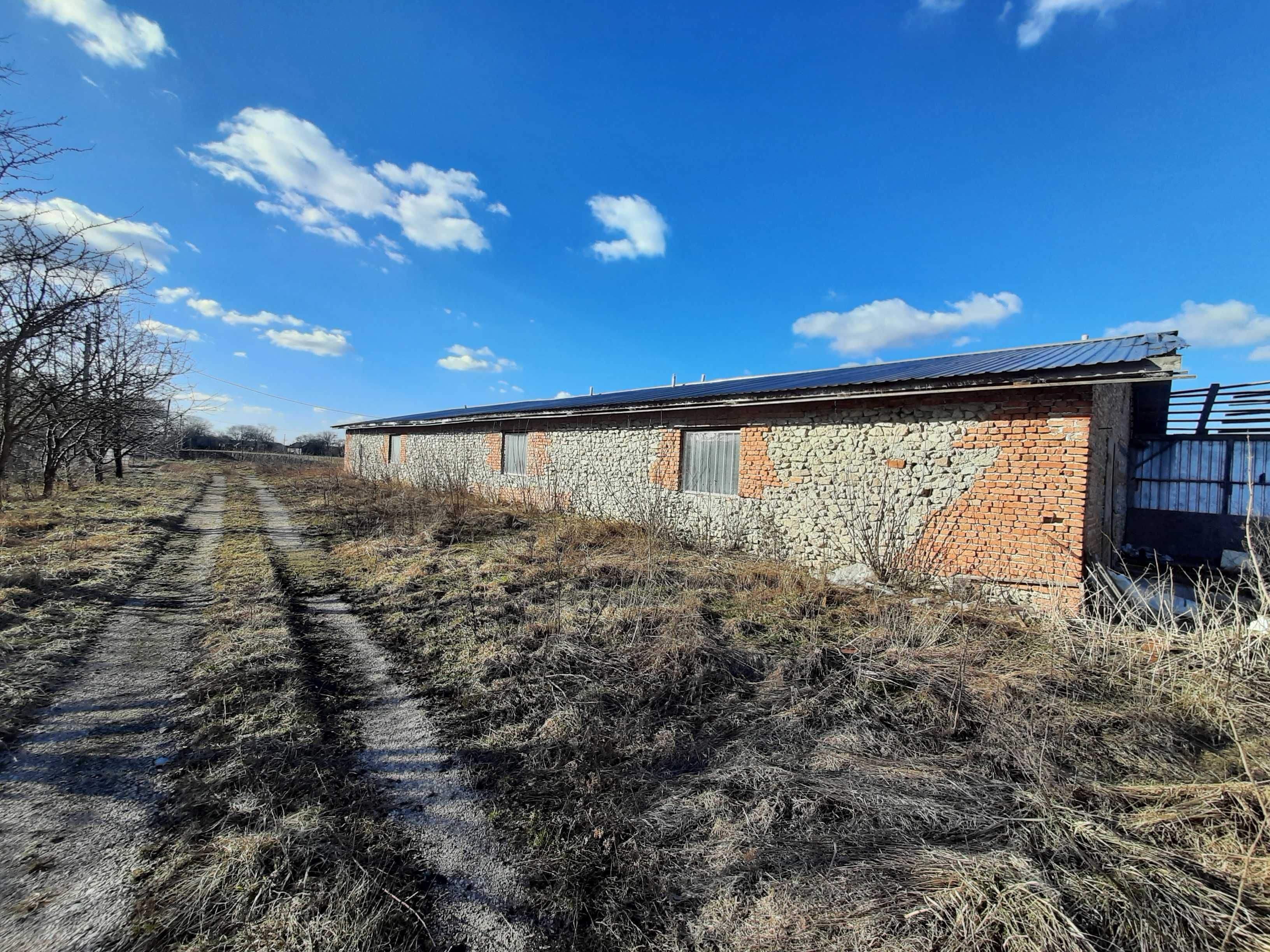 Продаж приміщення 14 км. від Тернополя