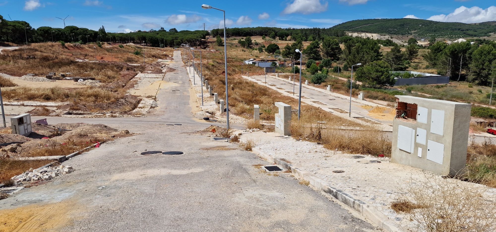 Terreno Vialonga já com projecto.