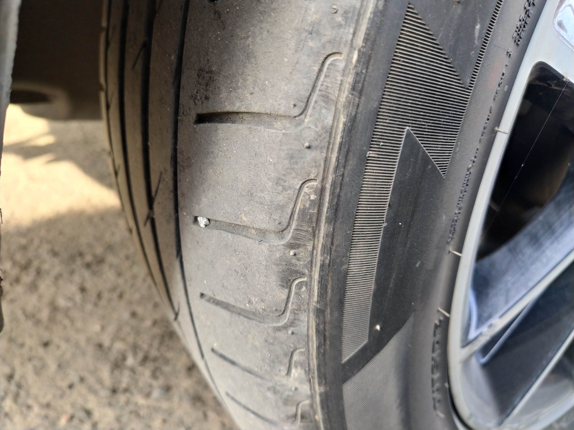 Летняя резина Laufenn S FIT EQ 215/55 r 17 - 800 грн.