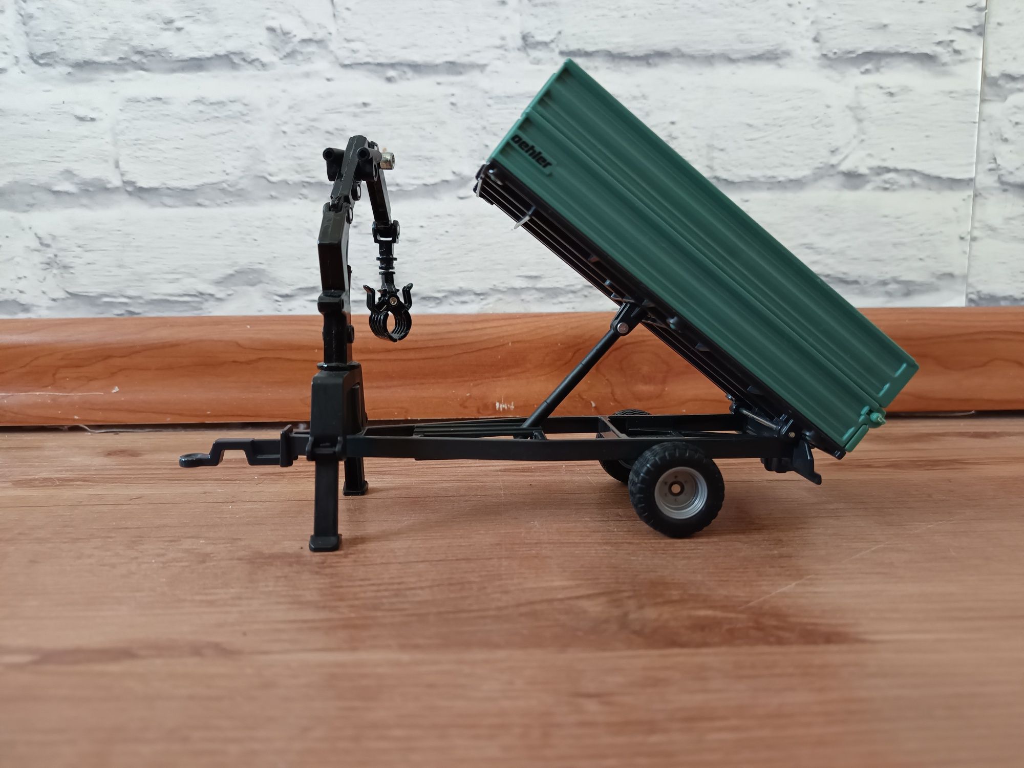 Sprzedam model przyczepy z hds oehler  siku 1/32