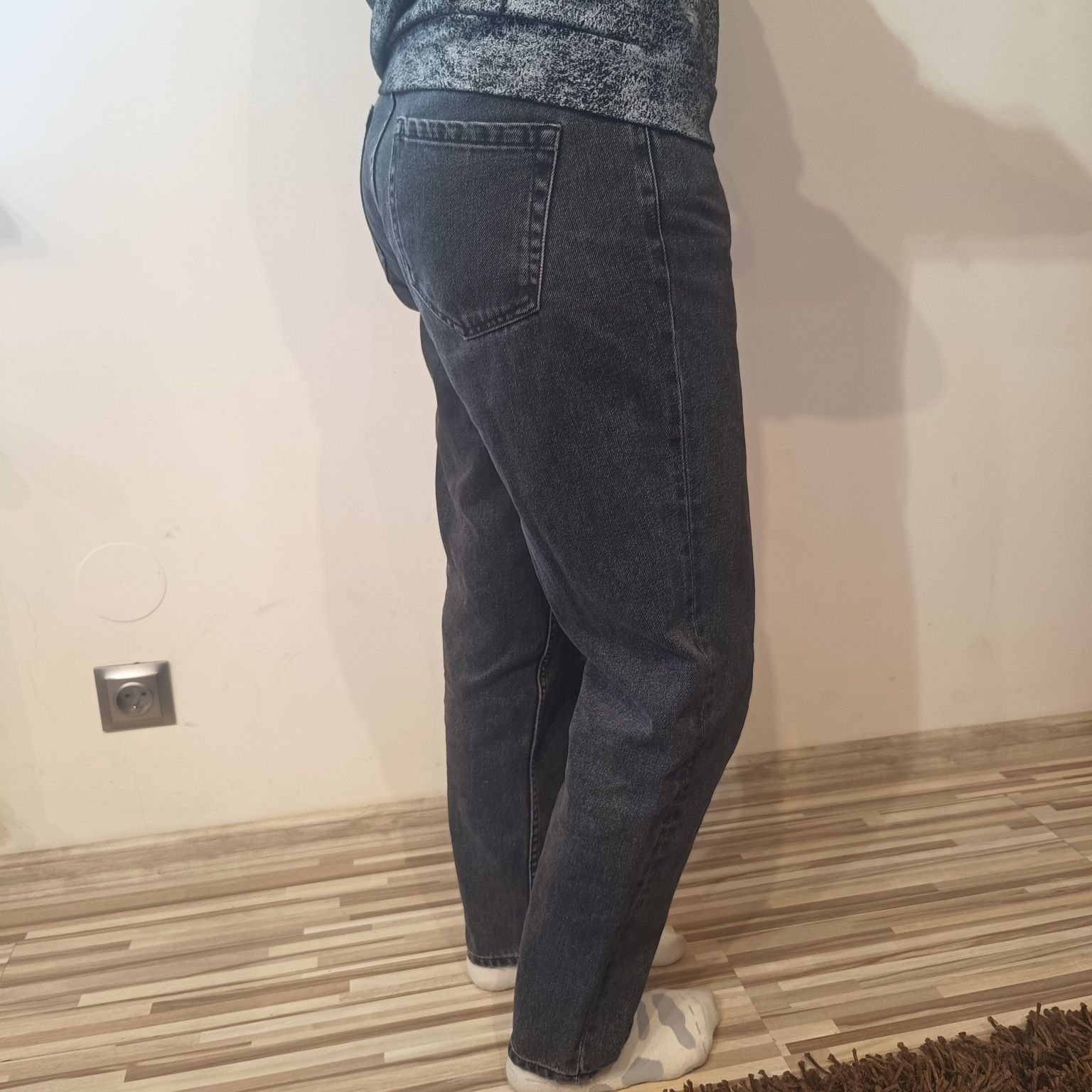 Czarne  spodnie jeans Zara 38 wysoki stan, dziewczynka
