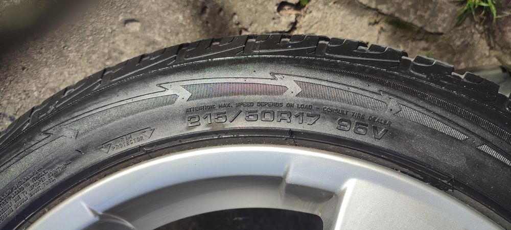 Koła felgi 17 215/50 R17 5 x 114,3 fi 67mm