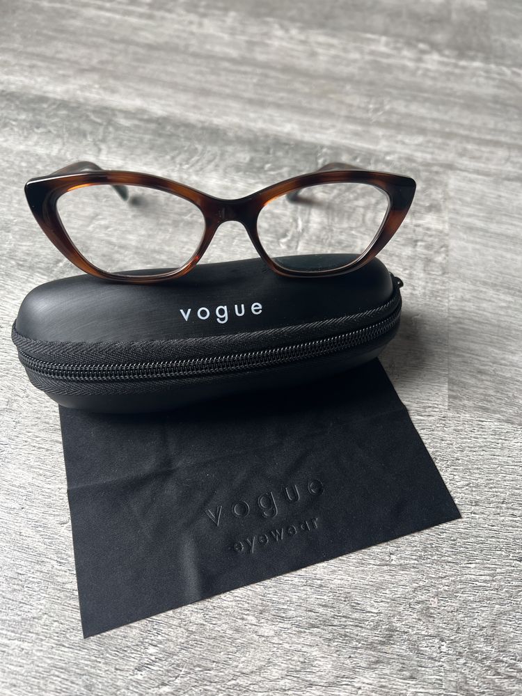Piekne nowe okulary vogue, gratis okulary przeciwsloneczne dolce&gabba