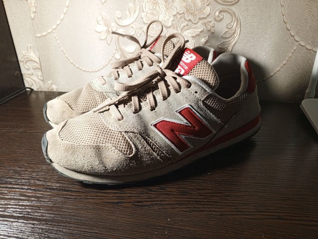 кросовки New-Balance 373 размер 39-40