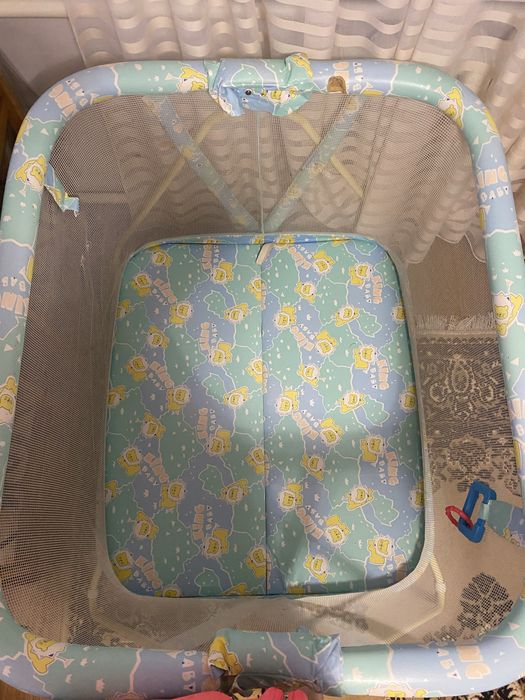 Манеж дитячий складний