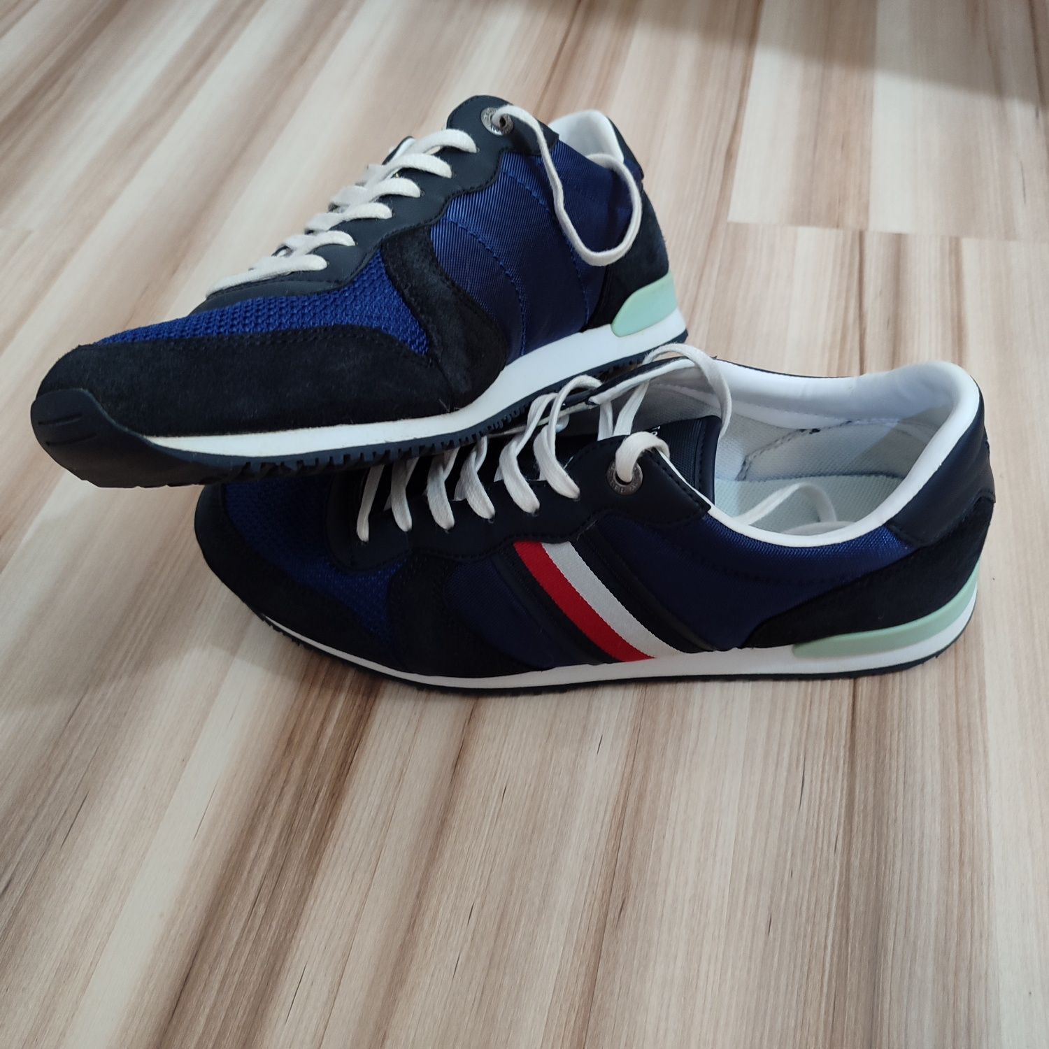 Buty męskie Tommy Hilfiger rozmiar 42